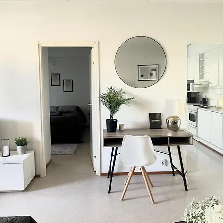 Annalan Helmi - Viihtyisae Koti Hyvillae Kulkuyhteyksillae Ja Saunalla Appartement